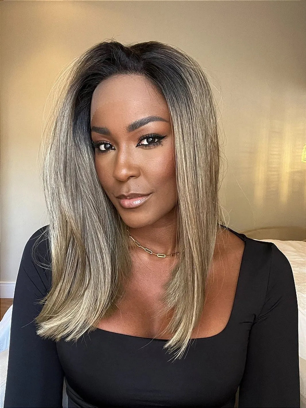 Lace front Eleny 16A