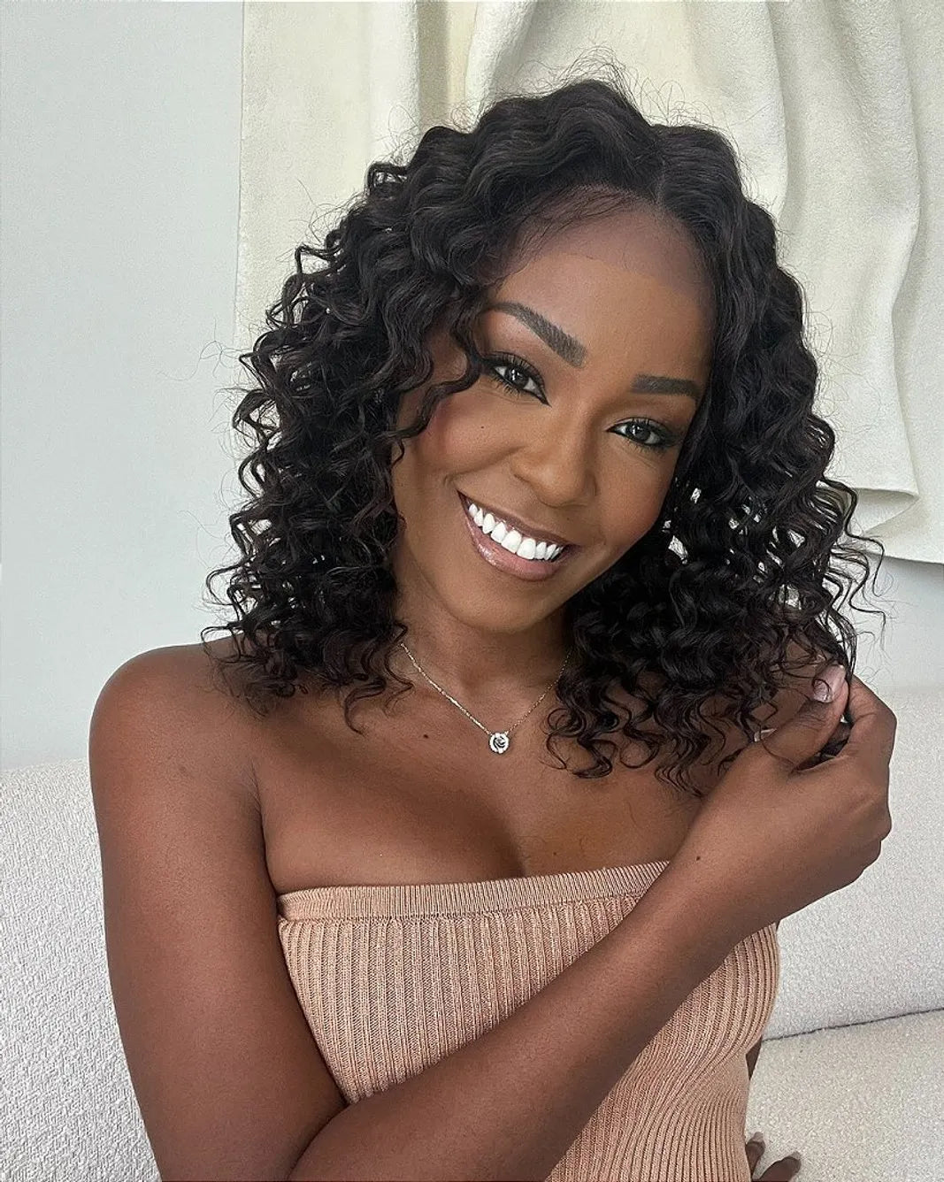 Lace front Humana Lar 36