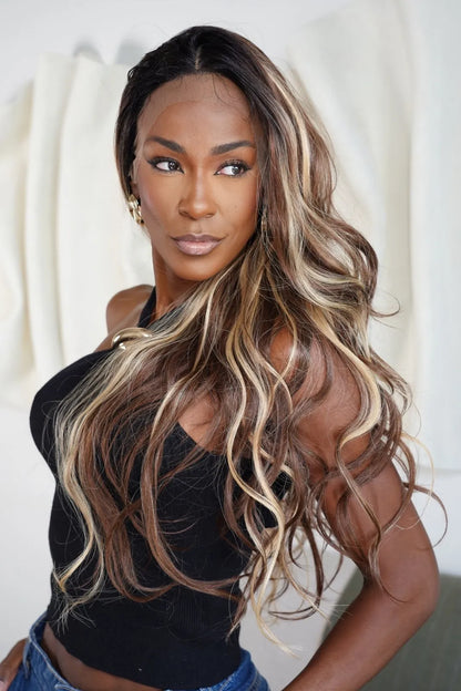Lace Front Arika cor 26J
