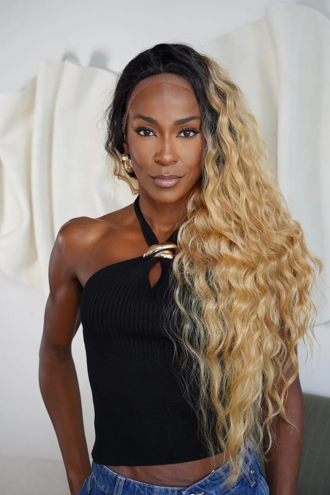 Lace front com Repartição Fixa Gianna cor TTPN4/270A/24F
