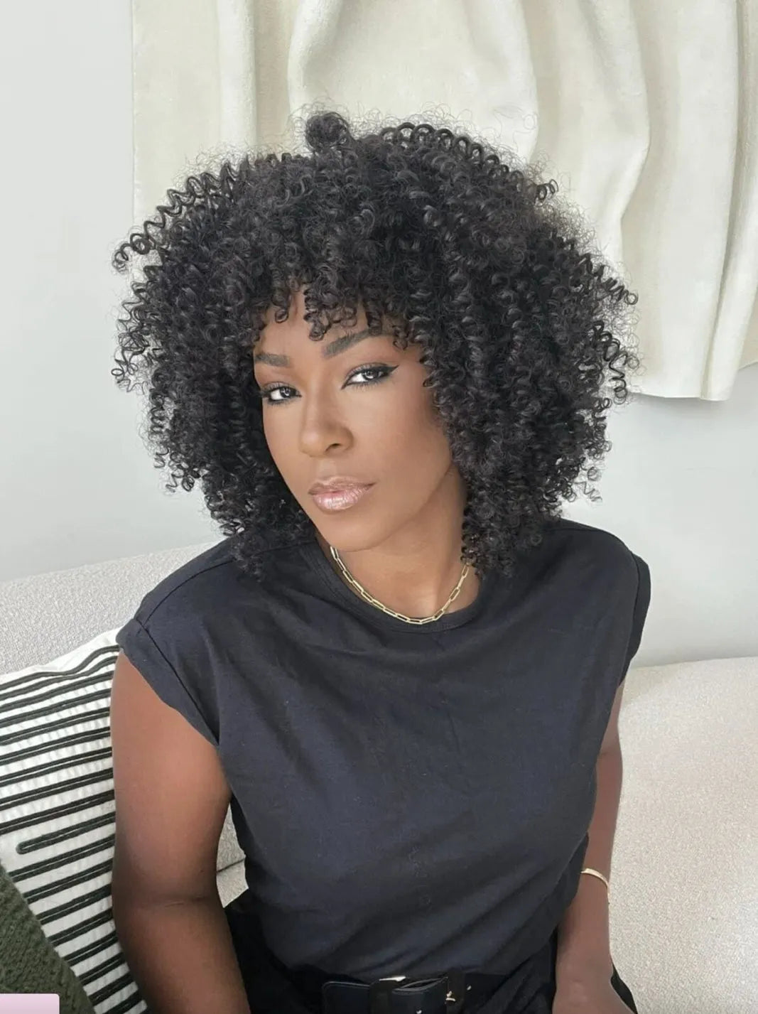 Wig Orgânica Thena cor 1b (Vênus)