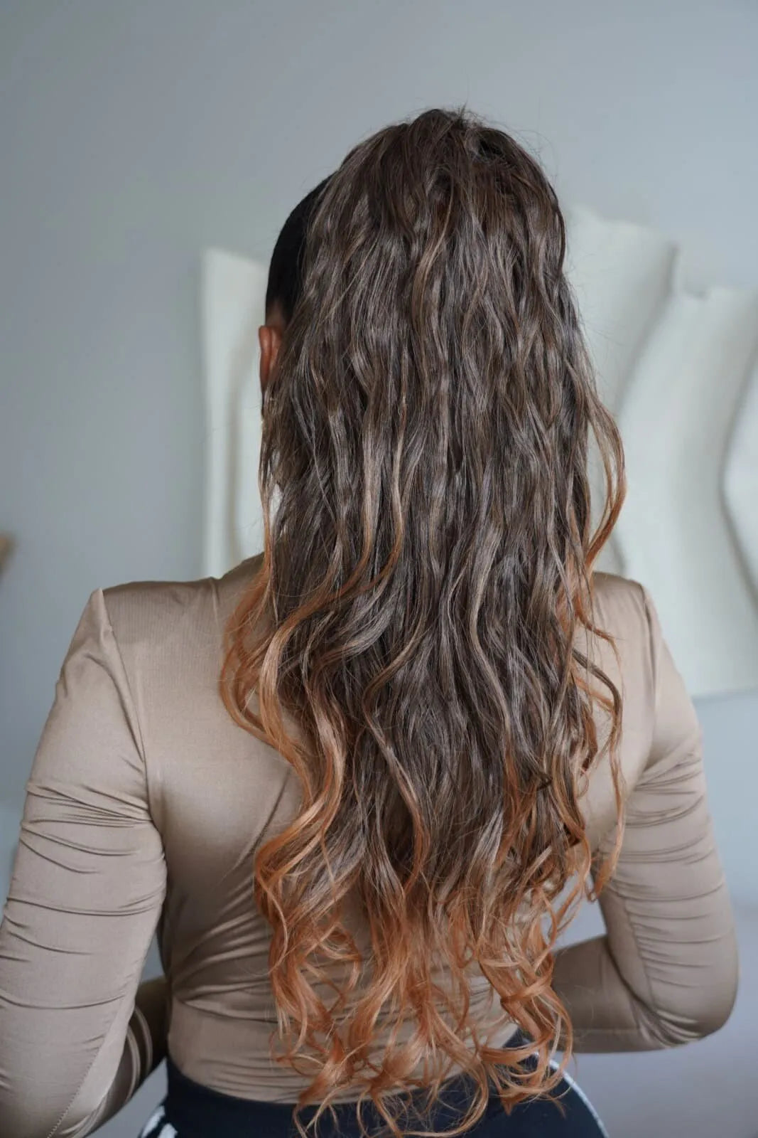 Rabo de cavalo Loose Wave 28” BOBBI BOSS - Cor TNAT/27